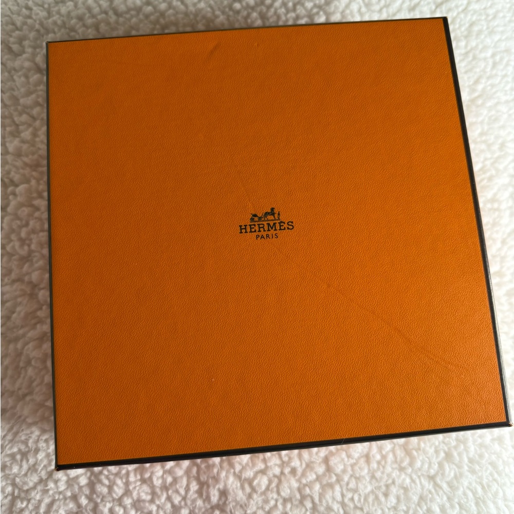 Hermes Blanc / Etoupe Reversible Belt Kit White Taupe Leather Gold H Buckle - Picture 9 of 16